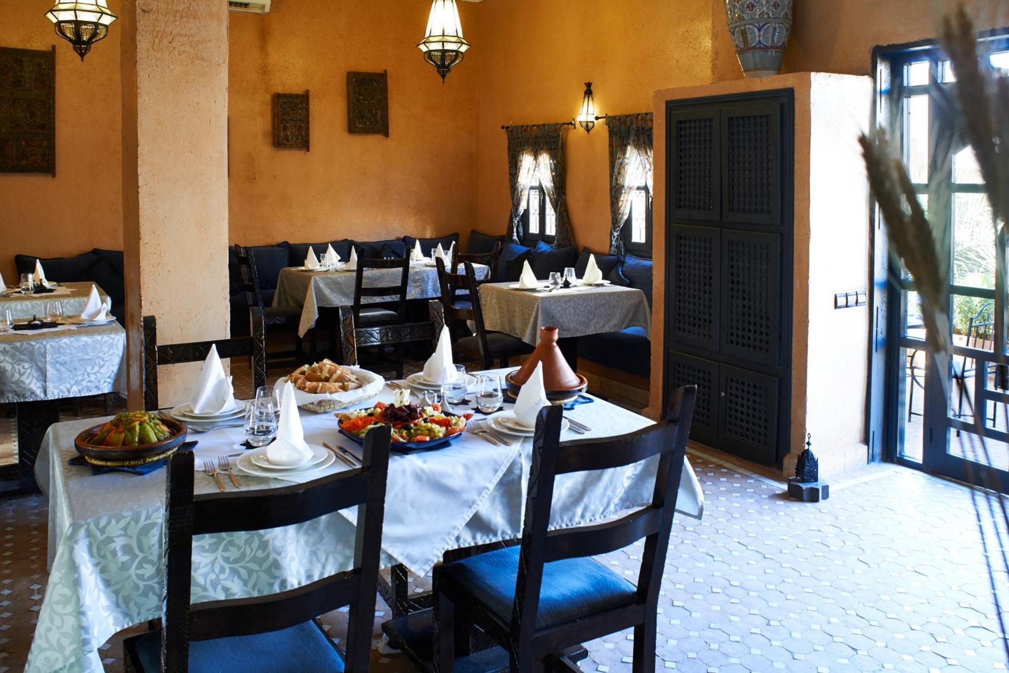 Riad Bouchedor Tajda 외부 사진